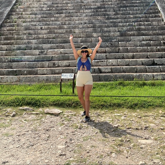 Meet your Posher, Violeta - Picture 6 of 7